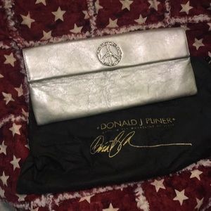 Silver Donald Pliner Clutch, w dust bag